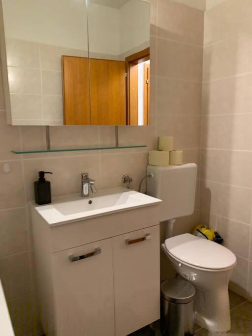Charmante Wohnung In St. Peter. Graz Kültér fotó